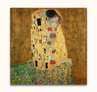 Gustav Klimt – De Kus (vierkant): A hand-painted oil reproduction of The Kiss, featuring a couple in an embrace, adorned in gold-patterned robes.