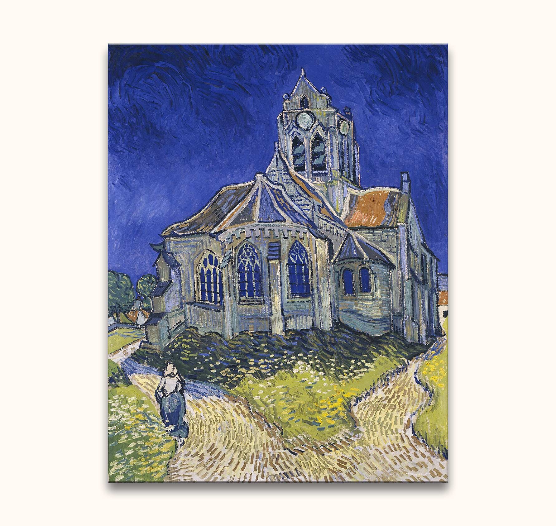 Vincent van Gogh - Kerk van Auvers: Handgeschilderd olieverfschilderij van een gotische kerk in impressionistische stijl, met wandelende vrouw op pad, gespannen op houten frame.