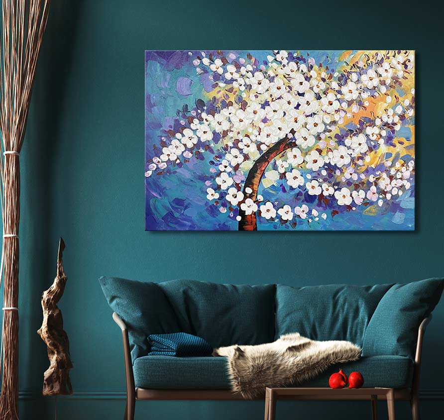 Meidoorn in Bloei – Dikke olieverf op canvas, toont een bloeiende boom boven een teal bank. Moderne kunst, perfect voor een warm interieur.