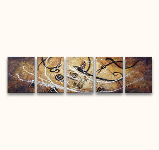 Tribal Ideas Squared – Olieverf 5-Luik: Abstract pentaptych with textured earth-tone background, black curves, and white splatters, showcasing modern tribal forms.