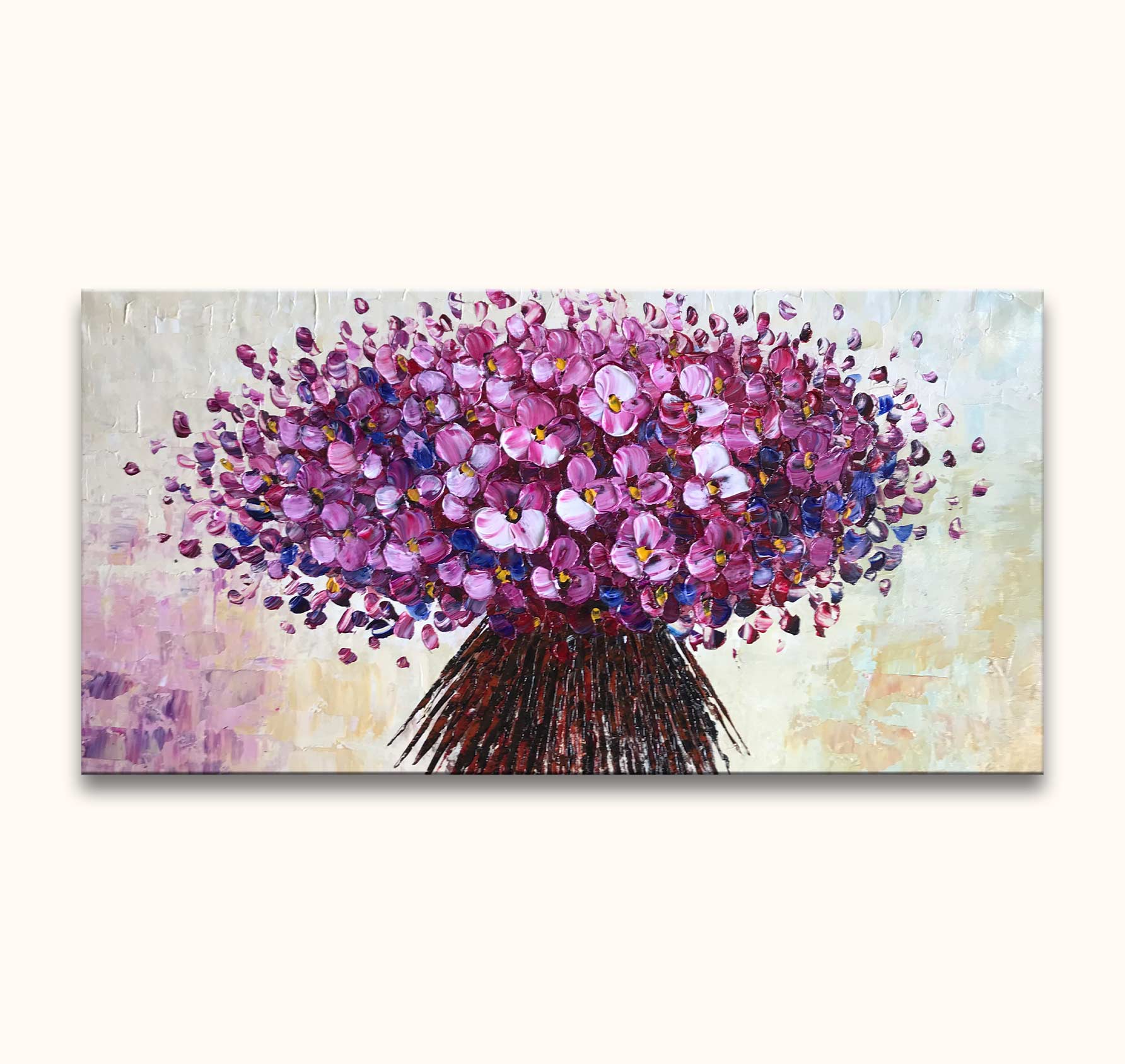 Bitterzoet – Dikke olieverf op canvas toont een weelderig boeket paarse bloemen met impasto techniek op pastel achtergrond. Klaar om op te hangen, UV-bestendig.