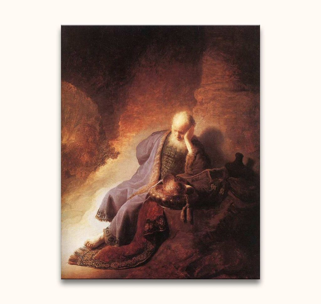 Rembrandt van Rijn – Jeremiah klaagt over de vernietiging; een oude man in meditatie zit in een grot, omgeven door scrollen en licht, handgeschilderd olieverfschilderij.