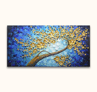 Tulpenboom in Bloei – Dikke olieverf op canvas: Impasto schilderij van een bloesemtak met gouden bloemen tegen een blauwe achtergrond, handgeschilderd en klaar om op te hangen.