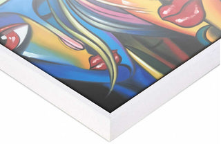 Close-up of Witte Baklijst featuring bold pop-art faces with red lips and vibrant hair, framed in a 20x40 mm white wooden frame.